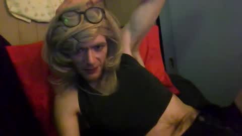 Snapshot of m19261 chatting on 03/09/26, 08:51 Even online show from 03/09/26, 08:51