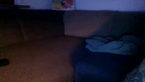 Snapshot of m1guele chatting on 12/15/24, 11:42 Fucklover online show from 12/15/24, 11:42