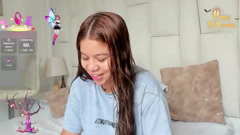 Mila online show from 11/02/25, 03:36