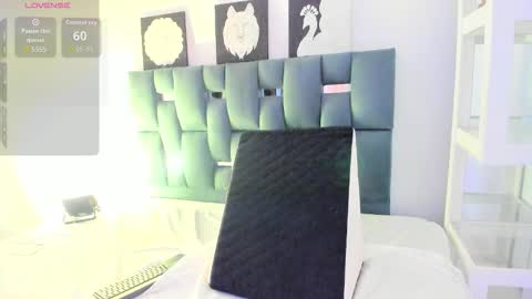 Mila online show from 02/13/26, 08:05