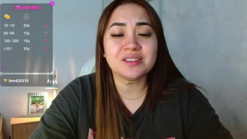 Snapshot of m33li chatting on 12/14/24, 05:25 Meli online show from 12/14/24, 05:25