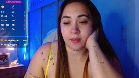 Snapshot of m33li chatting on 01/17/25, 04:04 Meli online show from 01/17/25, 04:04