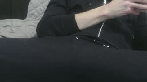 m4dh4tter24 online show from 12/27/24, 09:32