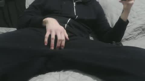 m4dh4tter24 online show from 01/04/25, 09:52