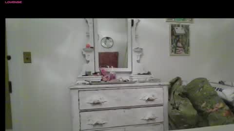 m54whrdn online show from 01/12/25, 02:24