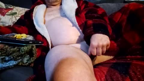 Snapshot of m_a_r_c_u_s1 chatting on 11/04/25, 04:50 MARCUSNYX online show from 11/04/25, 04:50