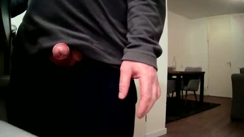 Snapshot of m_daan1969 chatting on 02/12/25, 08:07 m_daan1969 online show from 02/12/25, 08:07