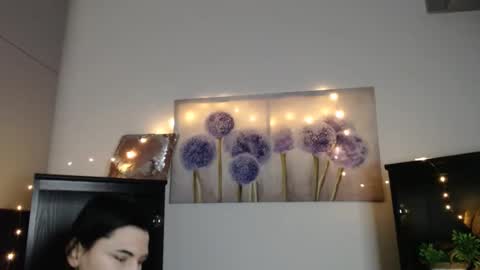 Snapshot of m_i_k_i_ chatting on 02/04/26, 11:49 m_i_k_i_ online show from 02/04/26, 11:49