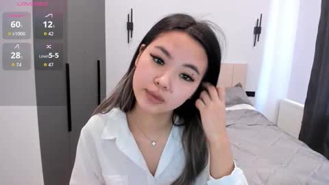 Snapshot of maakimita chatting on 10/14/25, 07:31 maakimita online show from 10/14/25, 07:31