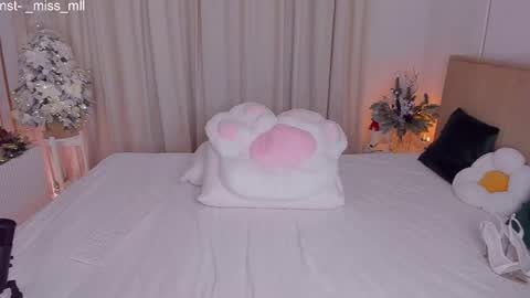 Snapshot of maarym chatting on 01/08/26, 03:25 Mary online show from 01/08/26, 03:25