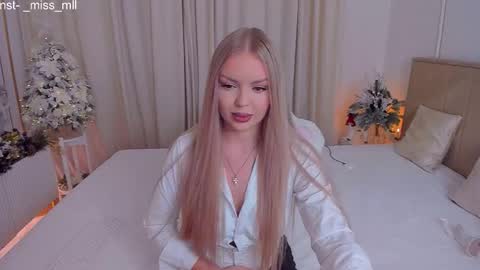 Snapshot of maarym chatting on 01/14/26, 06:57 Mary online show from 01/14/26, 06:57