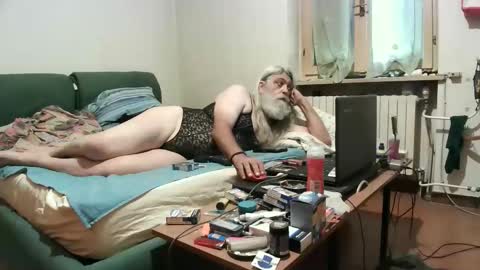 maax1970 online show from 09/27/25, 10:09