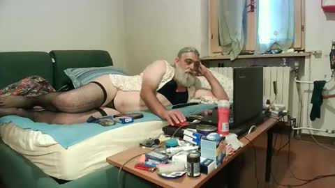 maax1970 online show from 09/28/25, 01:27