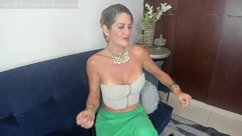 Snapshot of mabelsaravia chatting on 12/11/24, 04:09 mabel online show from 12/11/24, 04:09