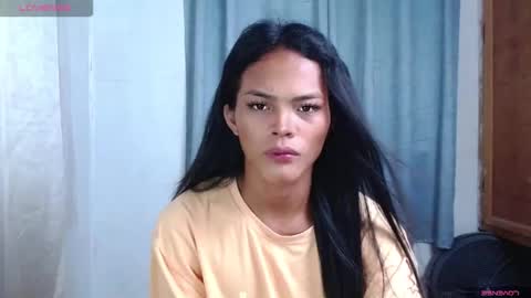 Snapshot of mabuhay_lola chatting on 05/08/26, 01:22 Divina online show from 05/08/26, 01:22