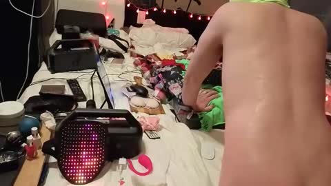 Snapshot of mac1119 chatting on 03/02/26, 08:43 mac1119 online show from 03/02/26, 08:43