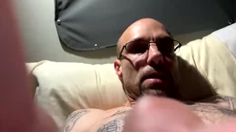 mac402992 online show from 11/02/25, 01:35