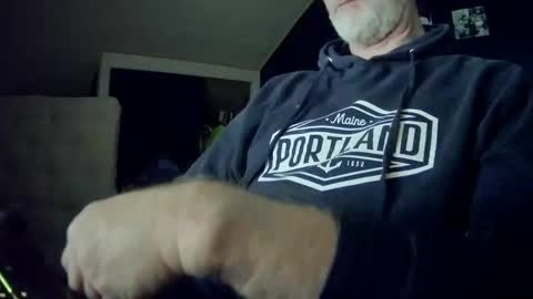 Snapshot of mac8181 chatting on 12/14/24, 11:07 mac8181 online show from 12/14/24, 11:07