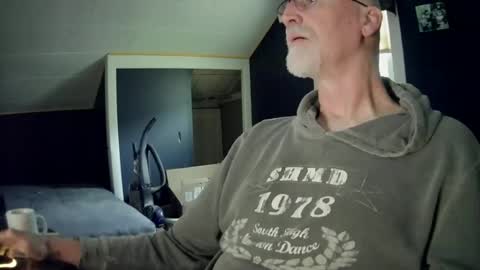 Snapshot of mac8181 chatting on 05/10/26, 10:53 mac8181 online show from 05/10/26, 10:53