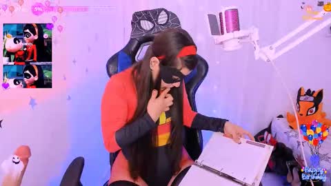 MacarenaIndependent model  online show from 10/30/25, 01:01