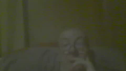 macbewdekan25 online show from 05/18/26, 04:24