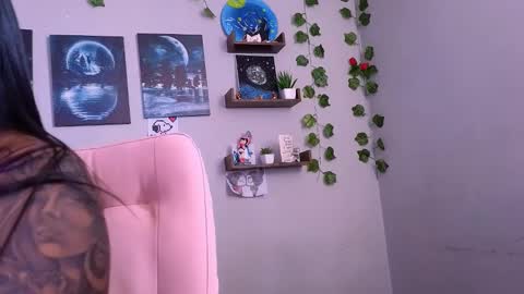 Macey Elliot Modelo Independiente online show from 09/13/25, 05:35