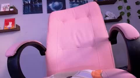 Macey Elliot Modelo Independiente online show from 09/16/25, 11:22