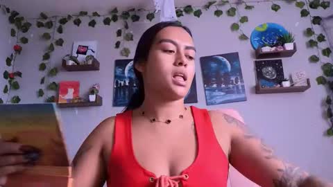 Macey Elliot Modelo Independiente online show from 12/03/25, 05:11