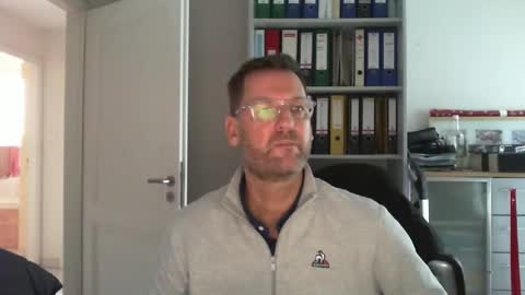 macfly67 online show from 12/27/24, 10:55