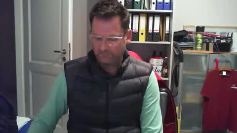 macfly67 online show from 01/21/25, 09:15