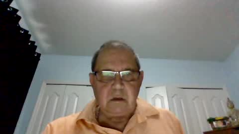 Snapshot of machet1 chatting on 06/20/26, 10:51 machet1 online show from 06/20/26, 10:51