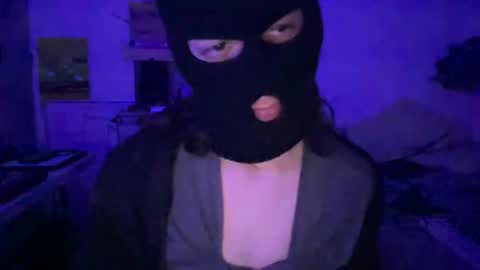 Accelerate online show from 04/01/26, 08:15