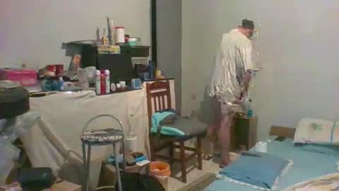 Snapshot of machoalex chatting on 04/28/26, 07:35 MACHOLIVRE online show from 04/28/26, 07:35