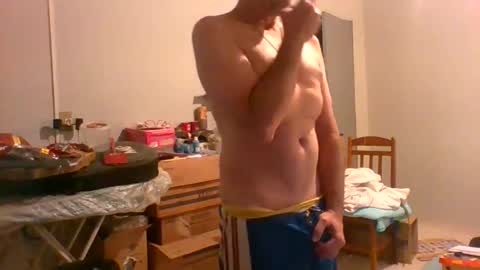 Snapshot of machoalex chatting on 06/08/26, 05:08 MACHOLIVRE online show from 06/08/26, 05:08