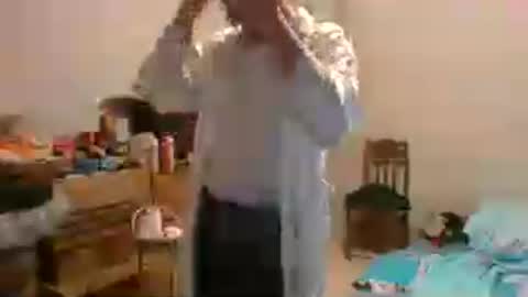 MACHOLIVRE online show from 06/27/26, 06:18