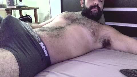 Snapshot of machoathome chatting on 02/17/25, 07:31 machoathome online show from 02/17/25, 07:31