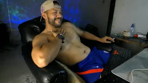 Snapshot of machohandsome chatting on 07/18/26, 10:52 Javier papichulo master how do you want online show from 07/18/26, 10:52