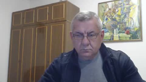 Macho online show from 10/16/25, 08:32