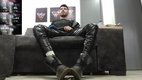 instagram mackdanielsx online show from 04/16/26, 10:01