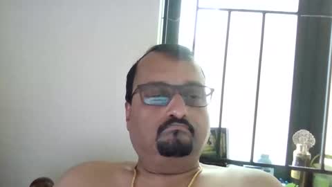 Snapshot of mackbe chatting on 02/16/26, 09:27 Mackbe online show from 02/16/26, 09:27