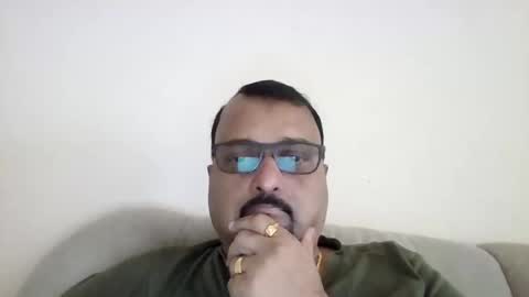 Snapshot of mackbe chatting on 05/10/26, 11:59 Mackbe online show from 05/10/26, 11:59