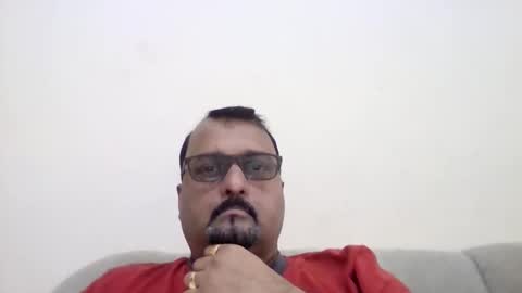 Snapshot of mackbe chatting on 05/17/26, 12:34 Mackbe online show from 05/17/26, 12:34