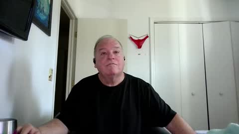 mackdocc001 online show from 02/24/26, 03:43