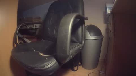 Makan online show from 12/14/25, 07:40