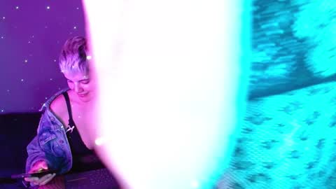 Noah Askew online show from 01/12/25, 05:34