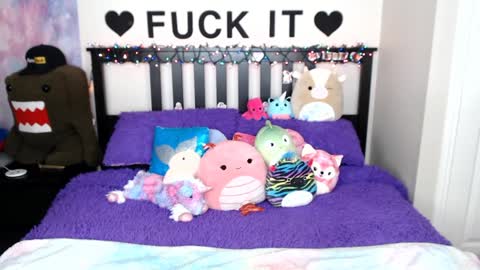 Mackenzie Wolfe online show from 12/15/24, 07:24