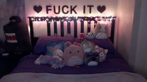 Mackenzie Wolfe online show from 12/16/24, 06:43