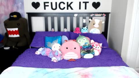 Mackenzie Wolfe online show from 01/06/25, 07:20