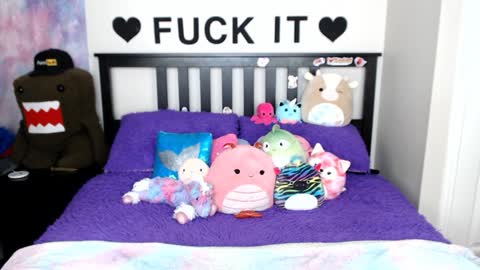 Mackenzie Wolfe online show from 01/13/25, 03:04