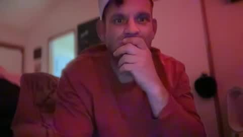 Snapshot of mackincaliallday chatting on 11/22/25, 05:06 MackinCaliAllDay online show from 11/22/25, 05:06